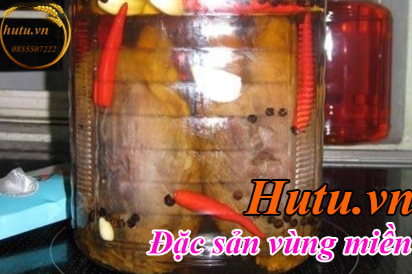 Thịt bò ngâm mắm trong bình